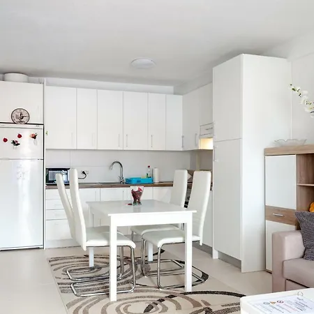 Apartamento Confort Апартаменты Алькала